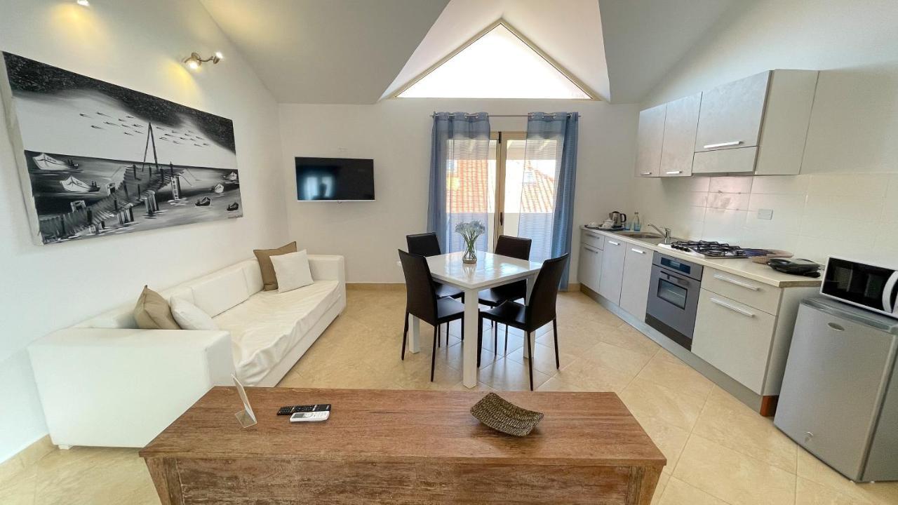 Branco Suites - Rooms & Holiday Apartments Santa Maria Exteriör bild