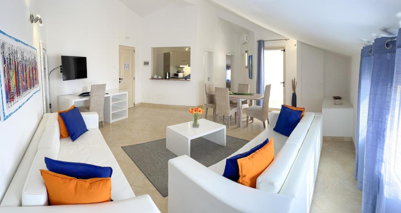 Branco Suites - Rooms & Holiday Apartments Santa Maria Exteriör bild